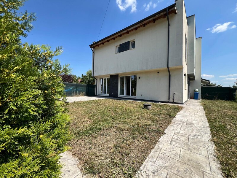 Corbeanca- cartier Petresti, casa de vanzare